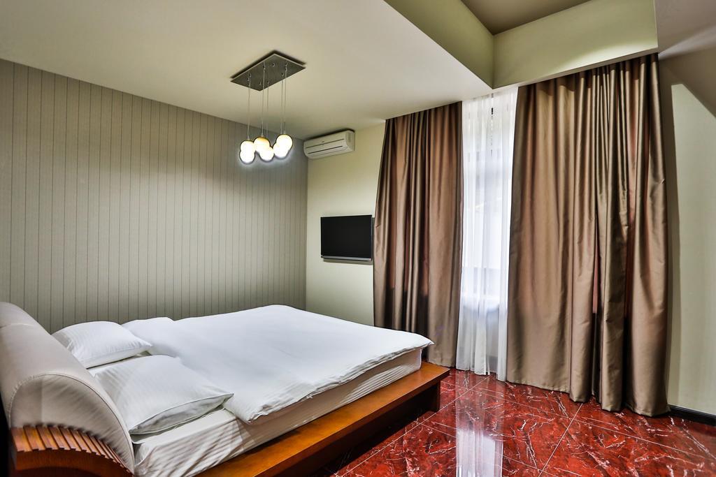 Ibiza Hotel&Spa Γιερεβάν Εξωτερικό φωτογραφία