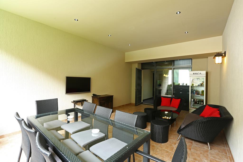 Ibiza Hotel&Spa Γιερεβάν Εξωτερικό φωτογραφία
